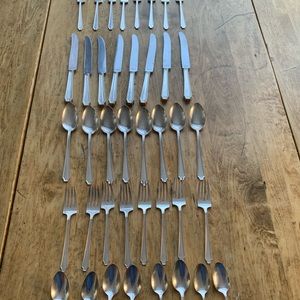 Rogers Bros 1847 Legacy Art Deco Silverplate Flatware